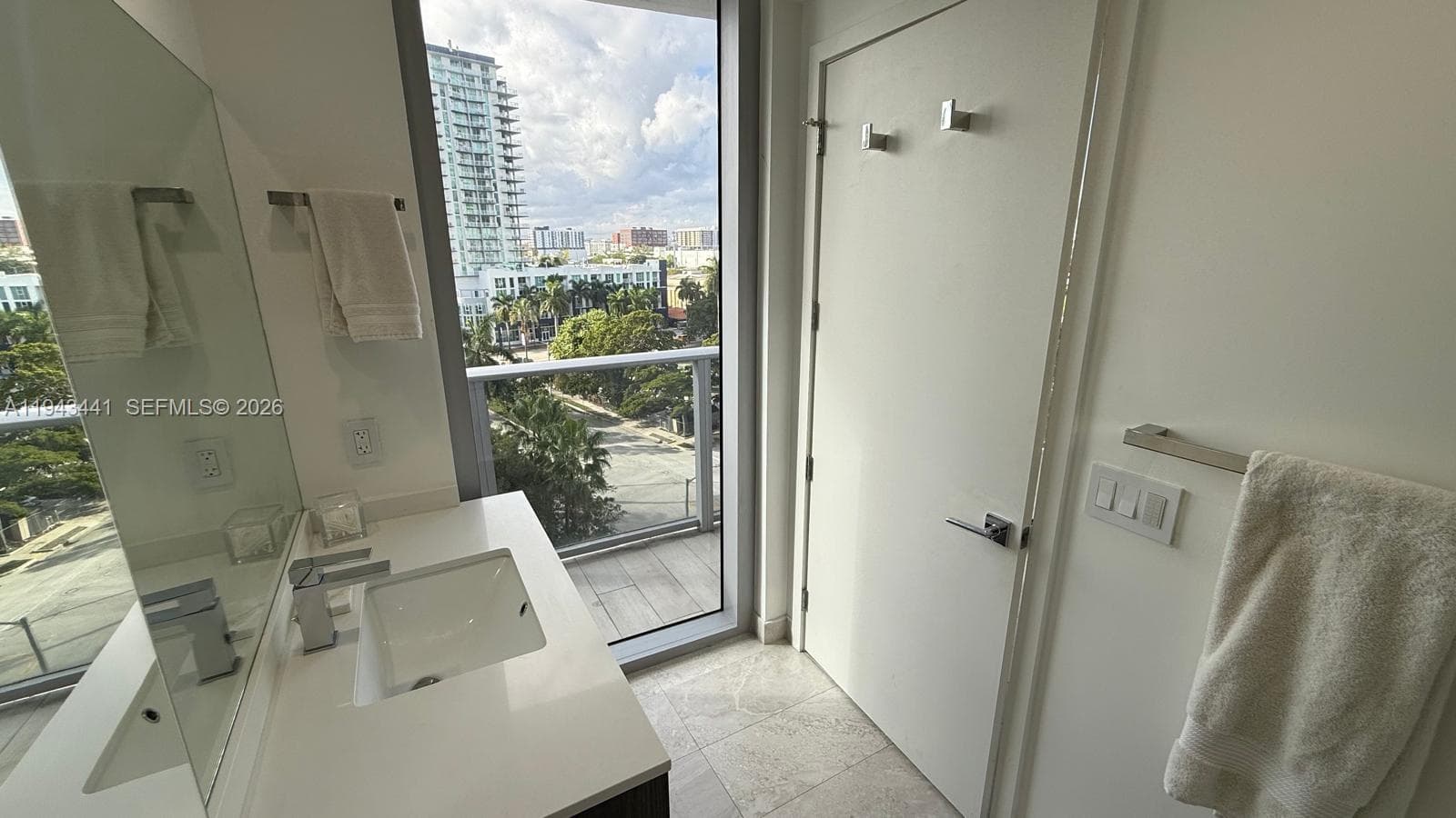 488 NE 18th St # 700, Miami FL 33132