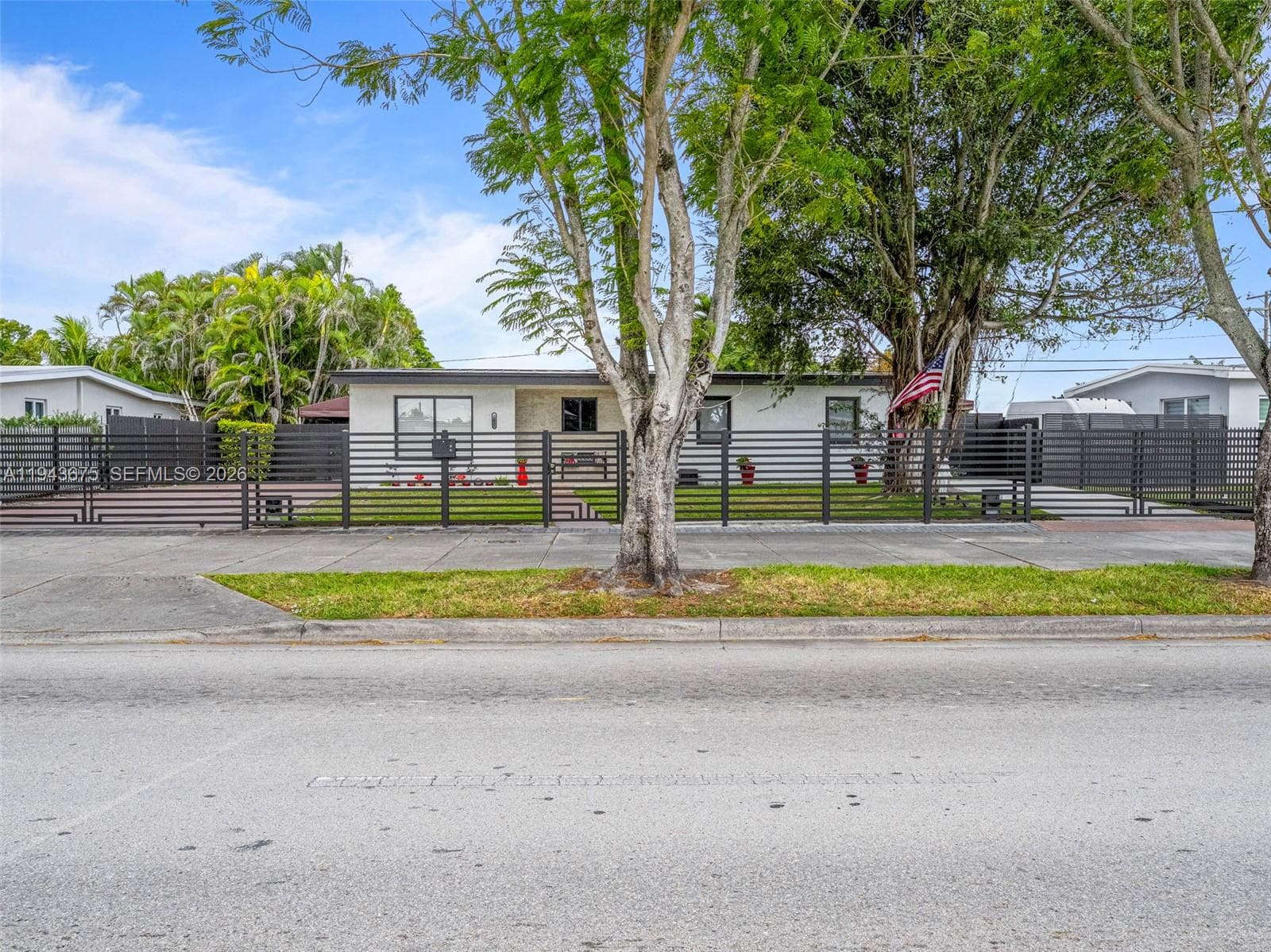 11415 SW 56th St, Miami FL 33165