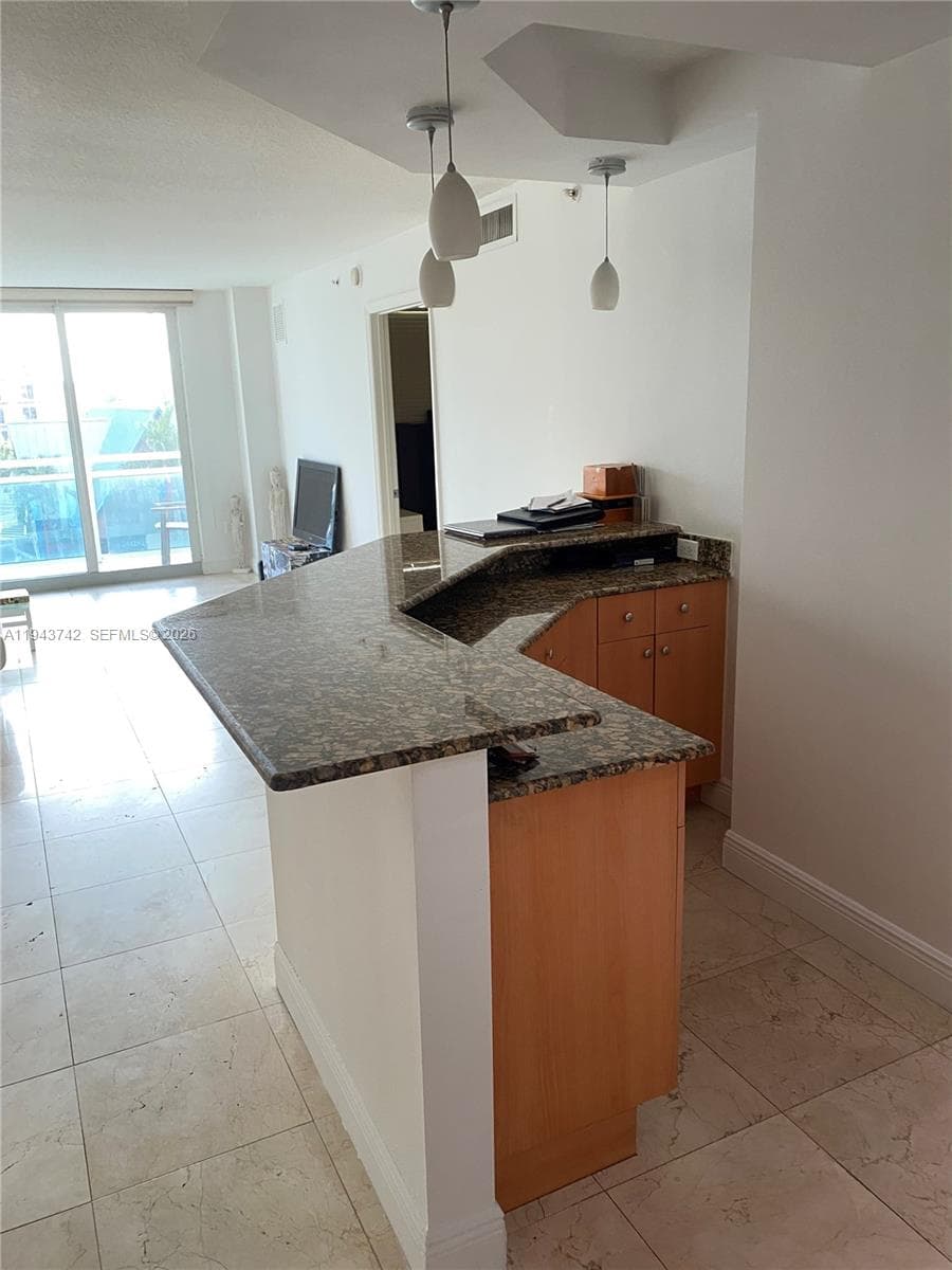 6917 Collins Ave # 426, Miami Beach FL 33141