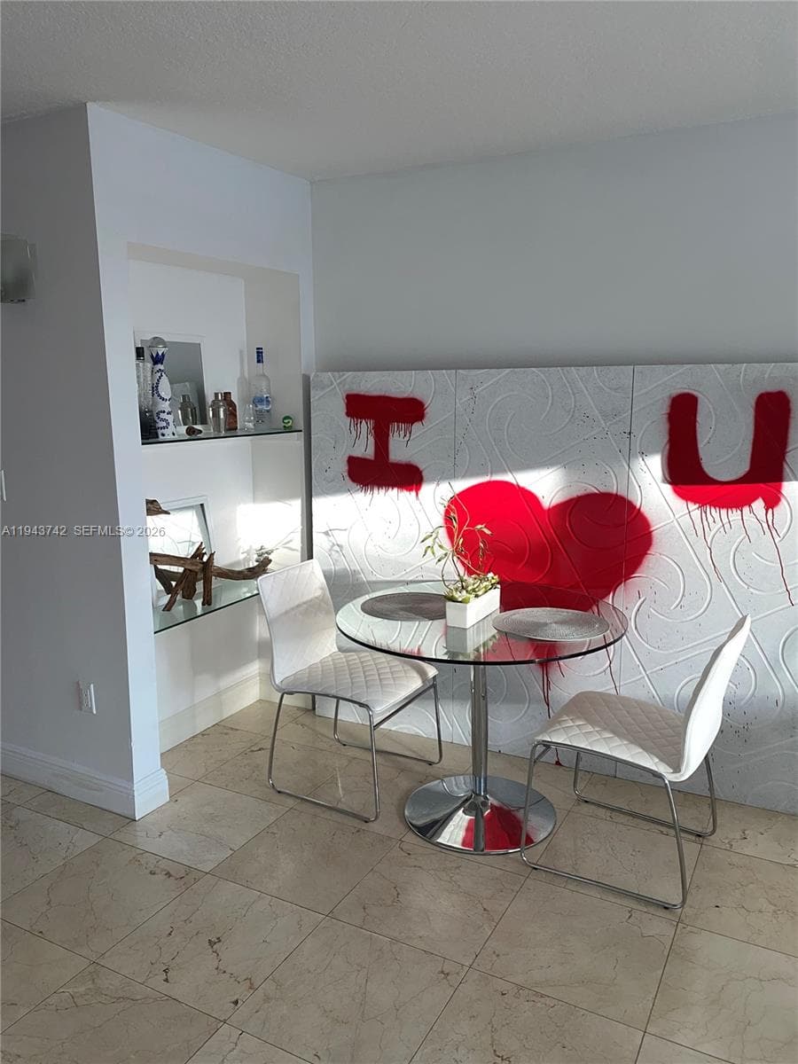 6917 Collins Ave # 426, Miami Beach FL 33141