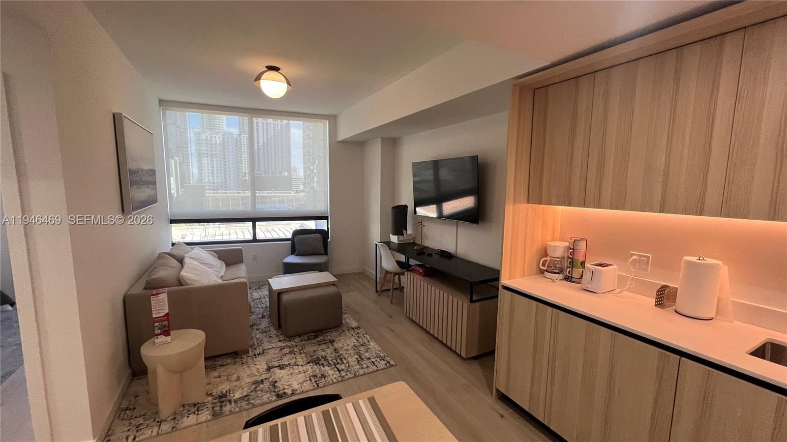 225 N Miami Ave # 905, Miami FL 33128