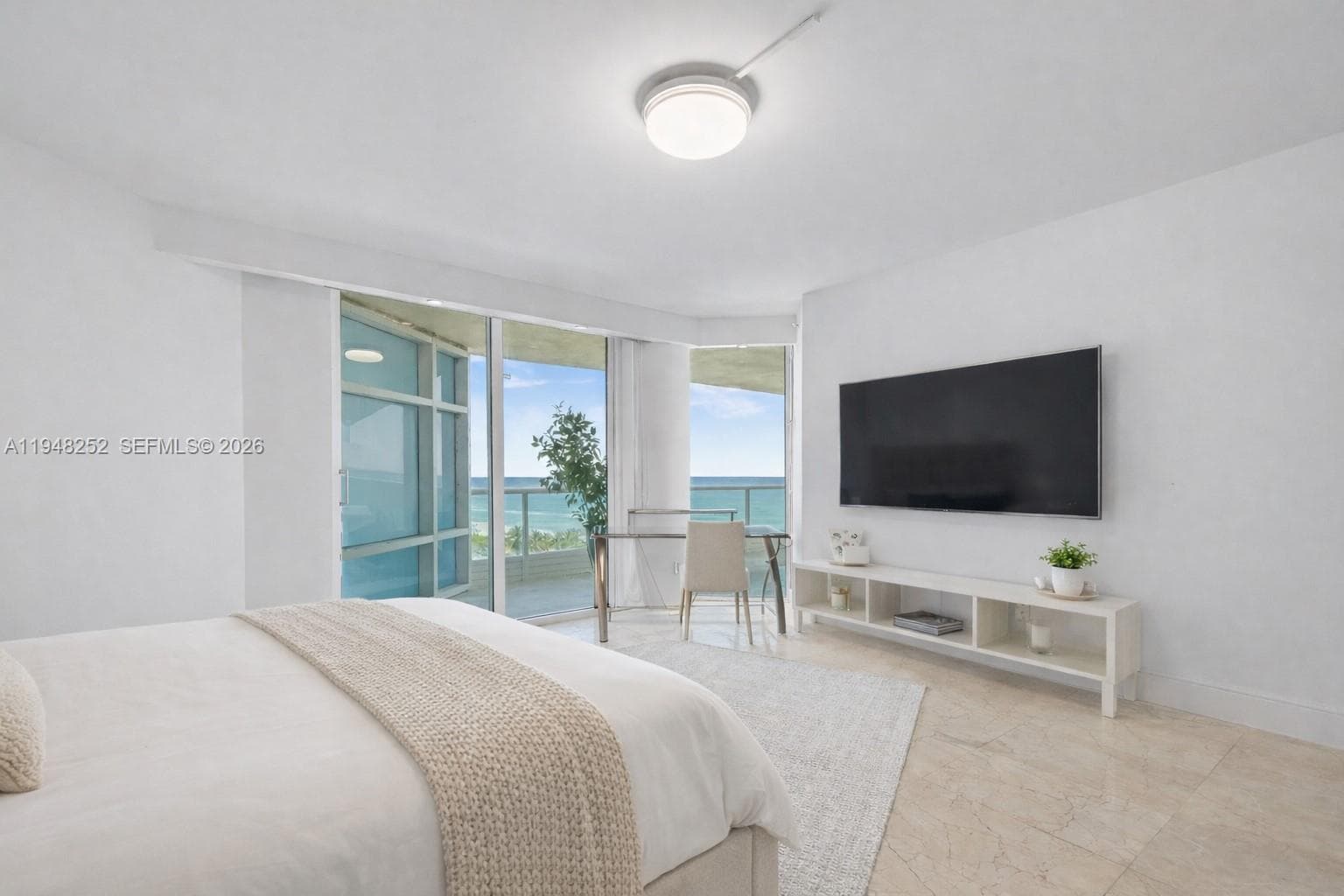 5025 Collins Ave # 903, Miami Beach FL 33140