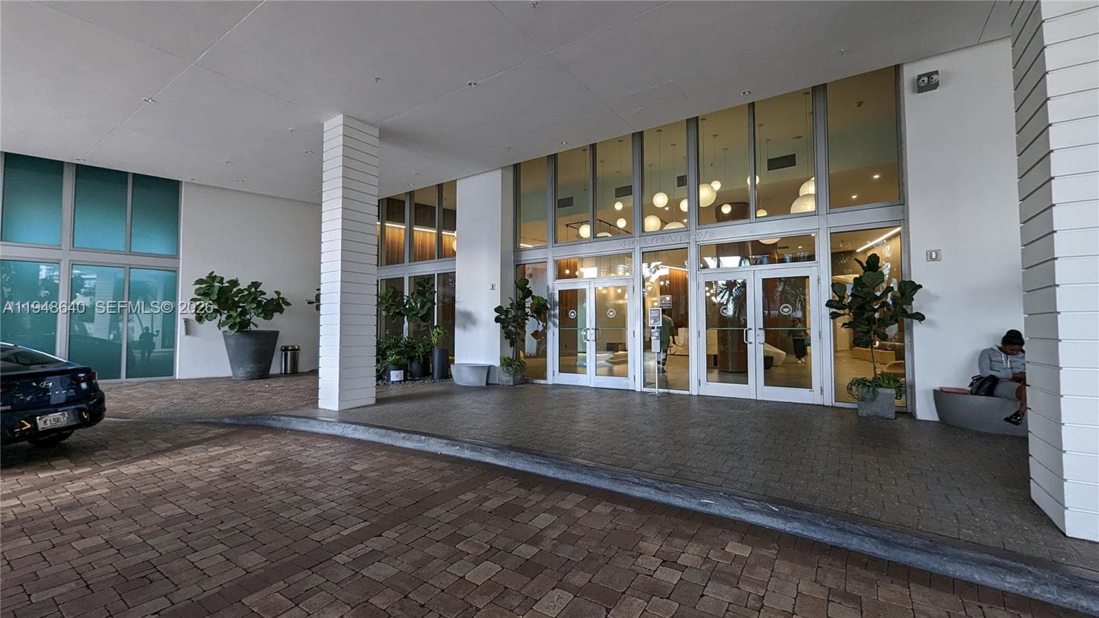 350 S Miami Ave # 702, Miami FL 33130
