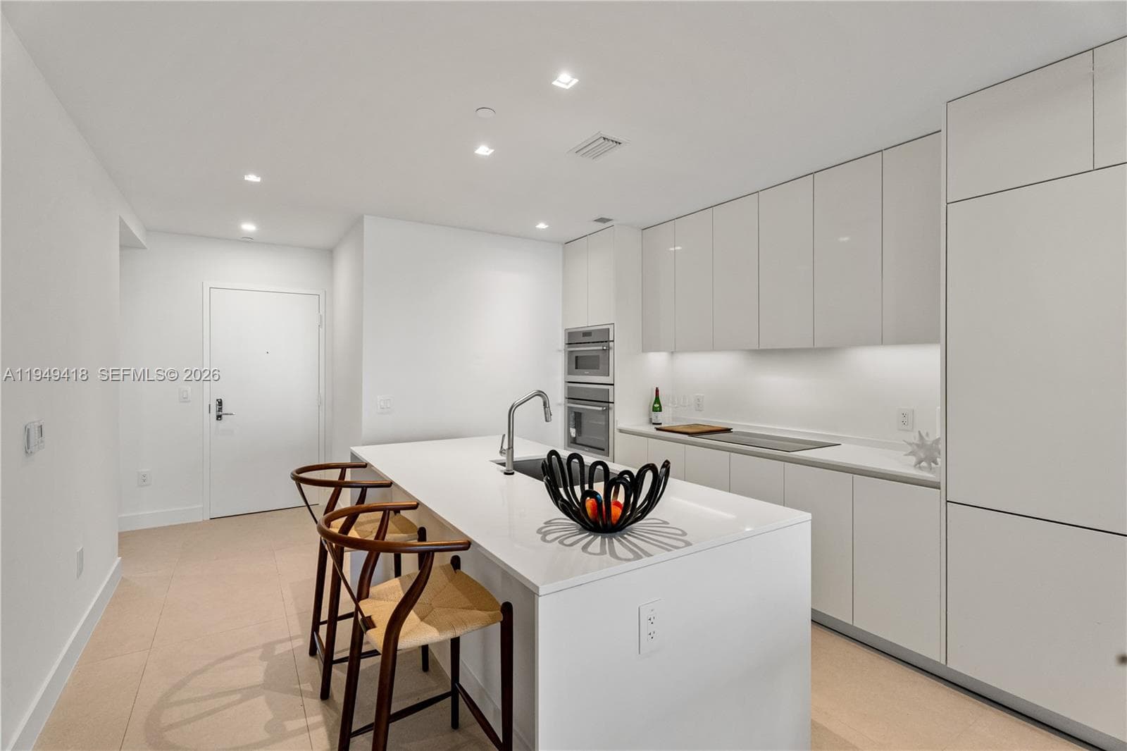 700 NE 24th St # 2602, Miami FL 33137