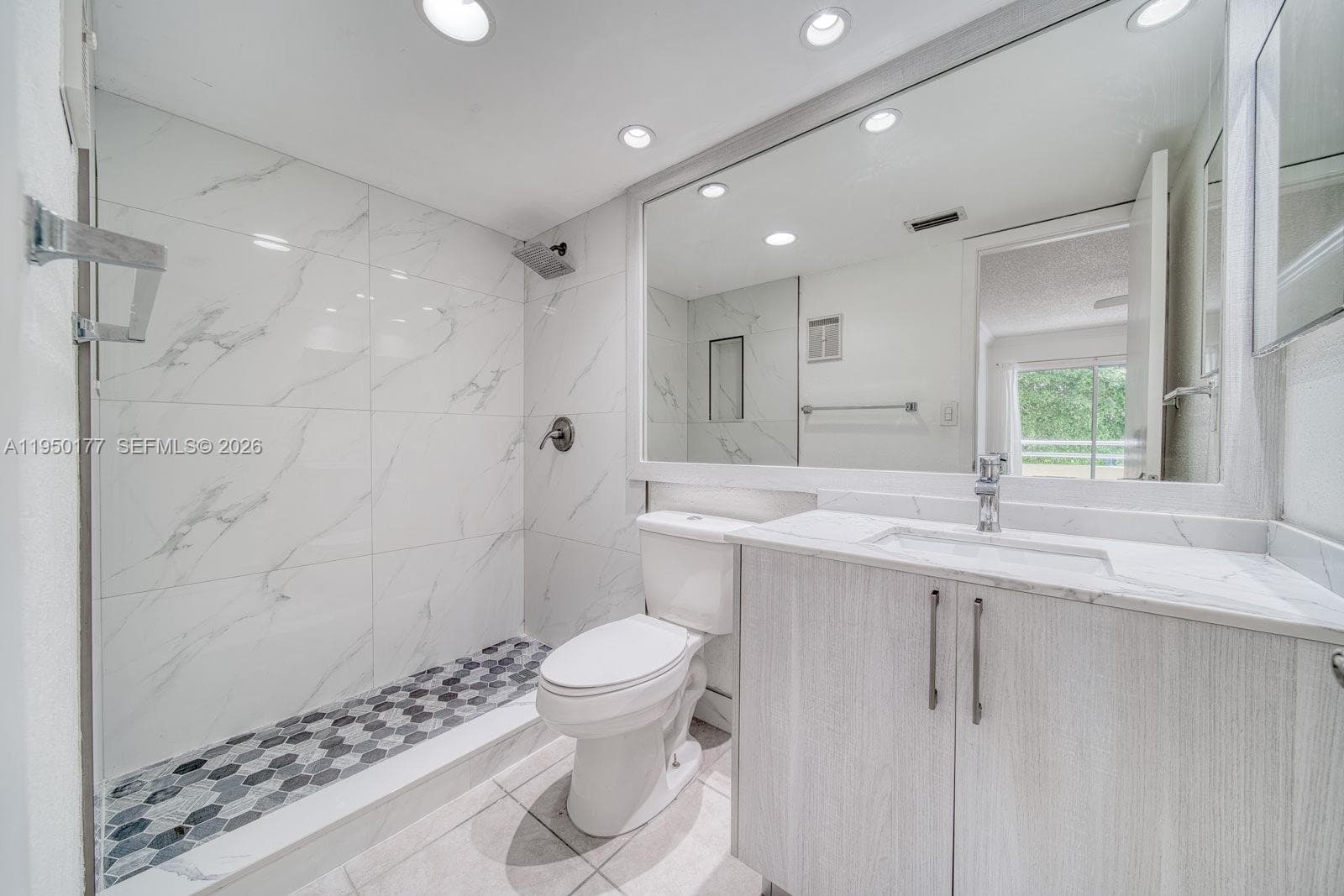 10795 SW 108th Ave # 304, Miami FL 33176