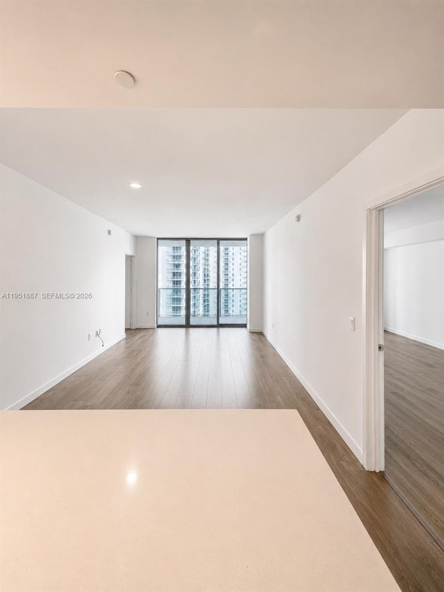 1100 S Miami Ave # 2111, Miami FL 33130