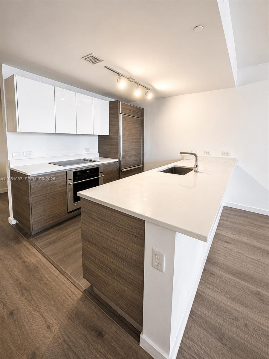 1100 S Miami Ave # 2111, Miami FL 33130
