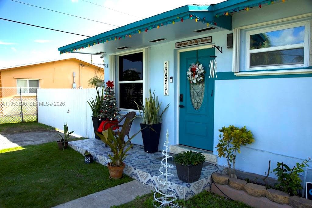 10910 SW 217th Ter, Miami FL 33170