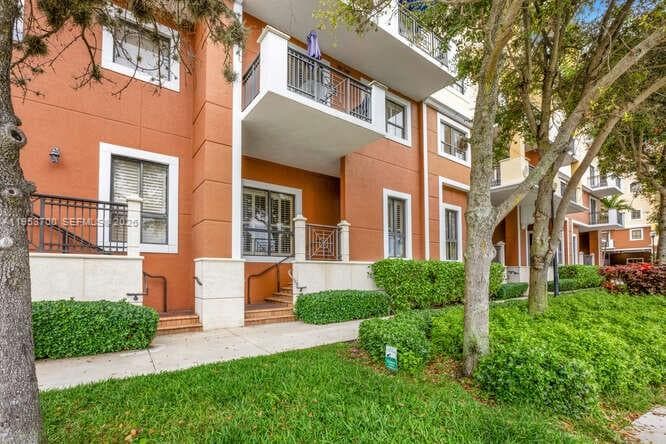 8395 SW 73rd Ave # 104, Miami FL 33143