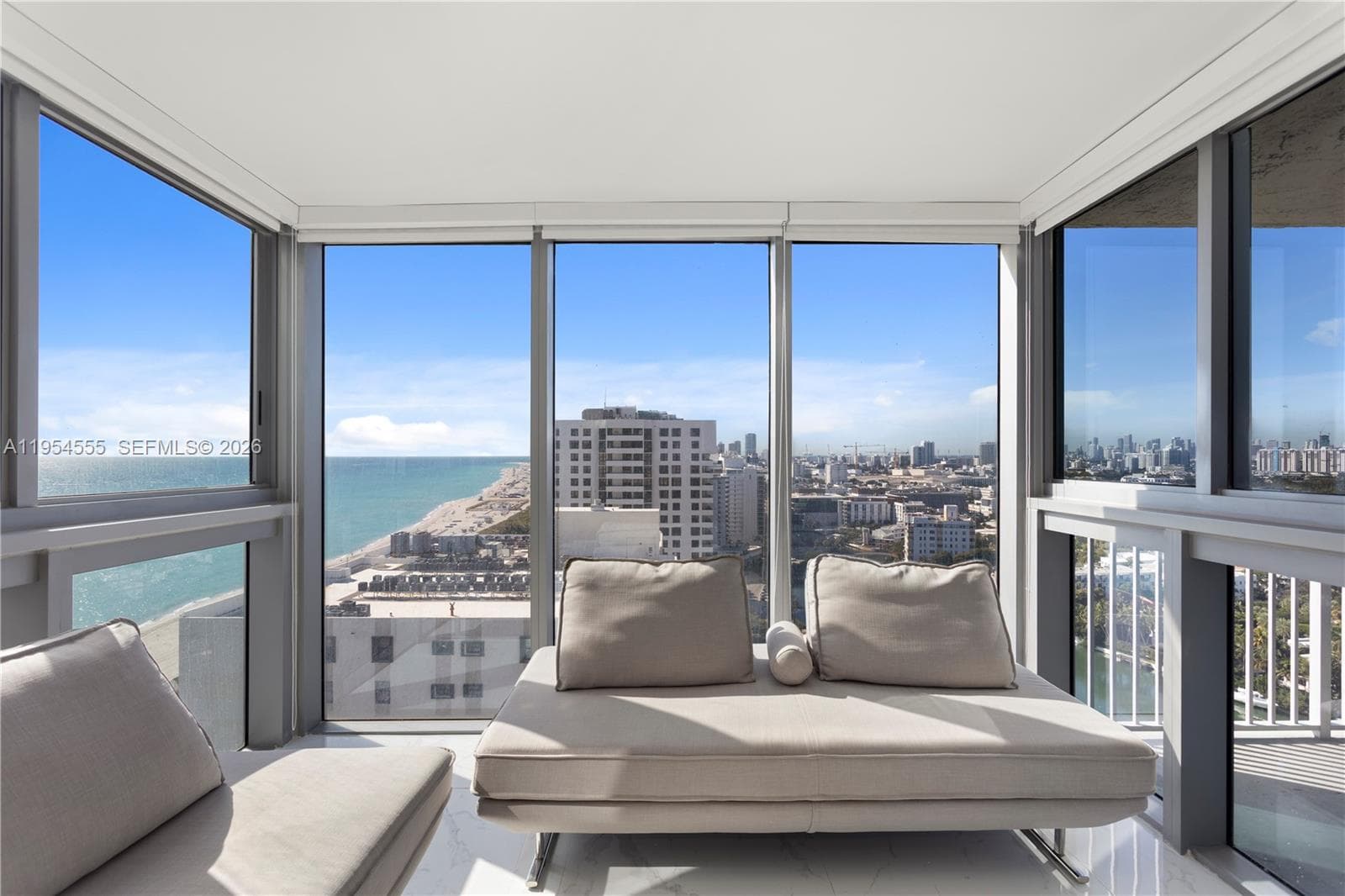 2655 Collins Ave, Miami Beach FL 33140