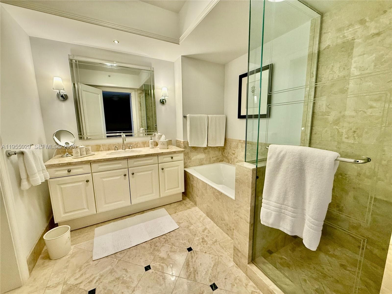 1435 Brickell Ave # 3508, Miami FL 33131