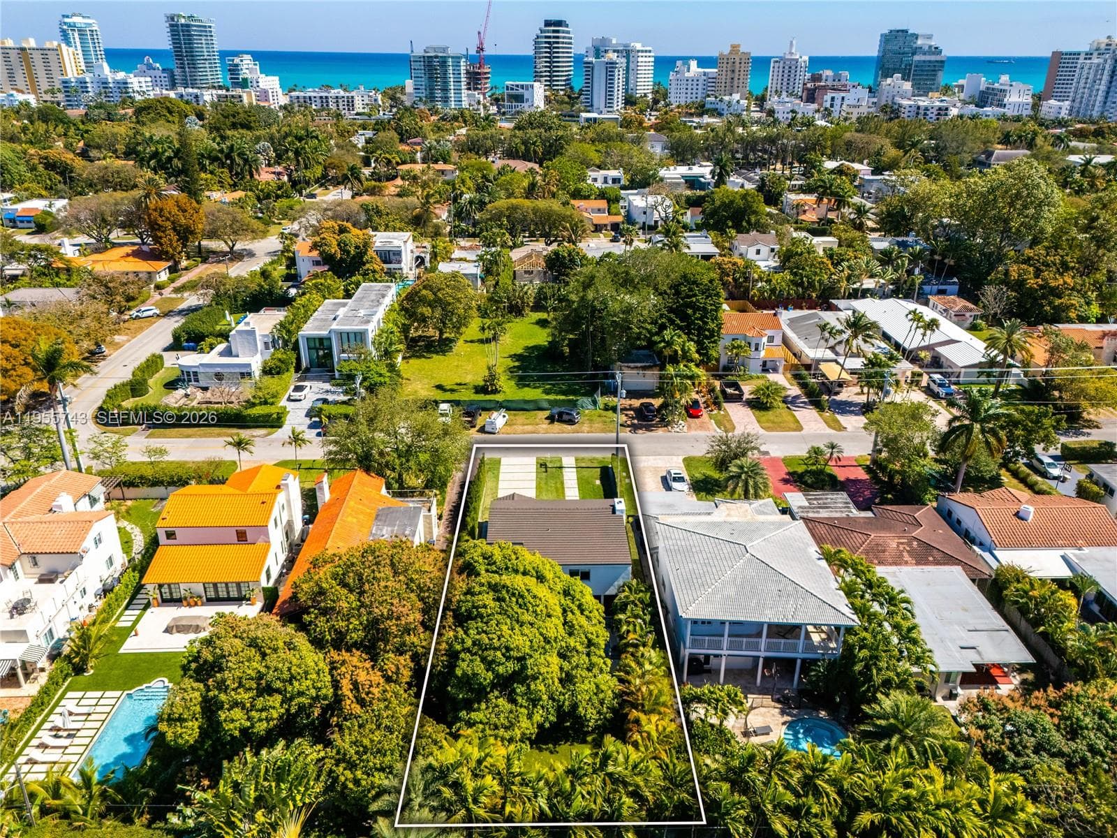 3166 Royal Palm Ave, Miami Beach FL 33140