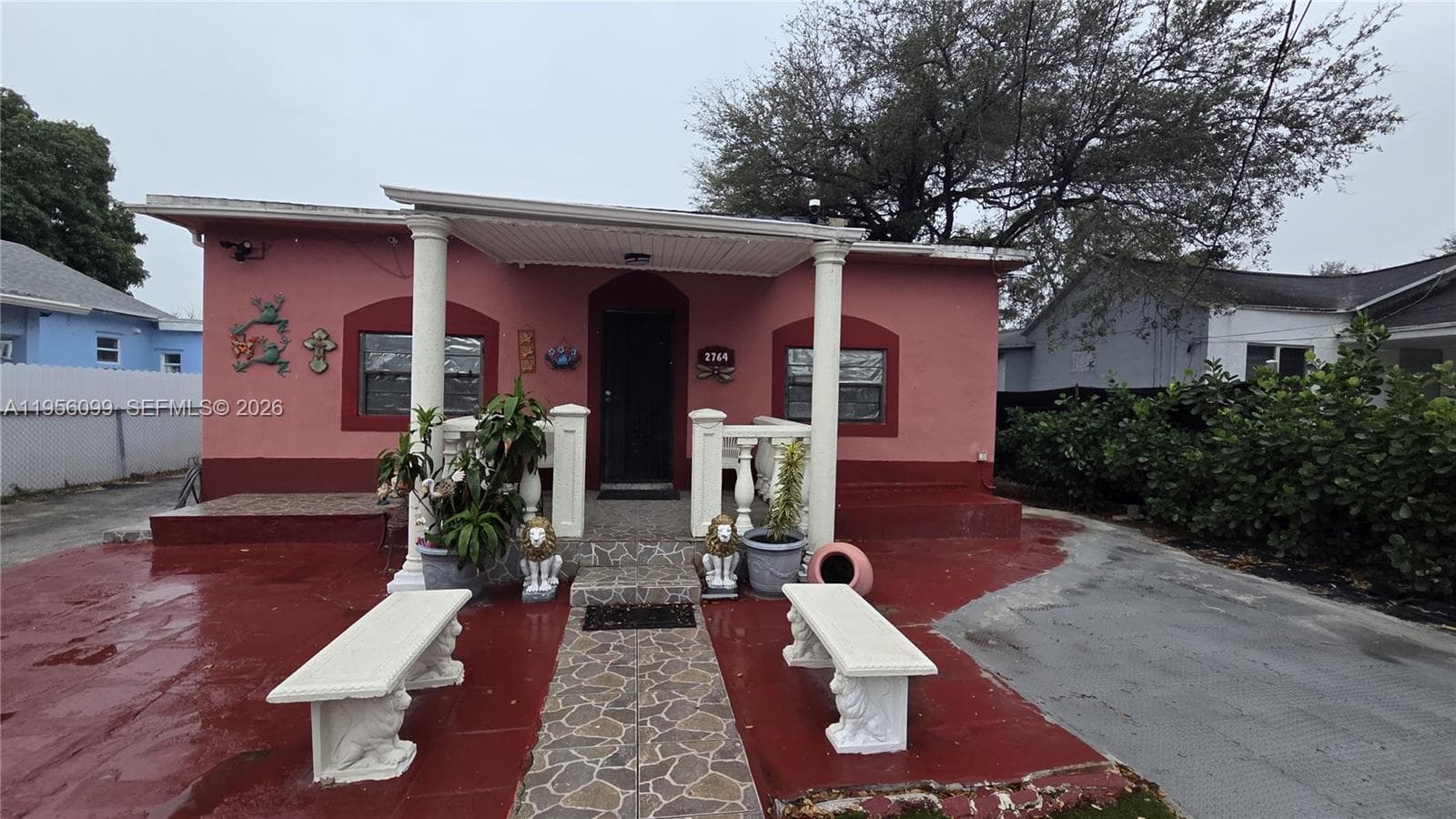 2764 NW 31st St, Miami FL 33142