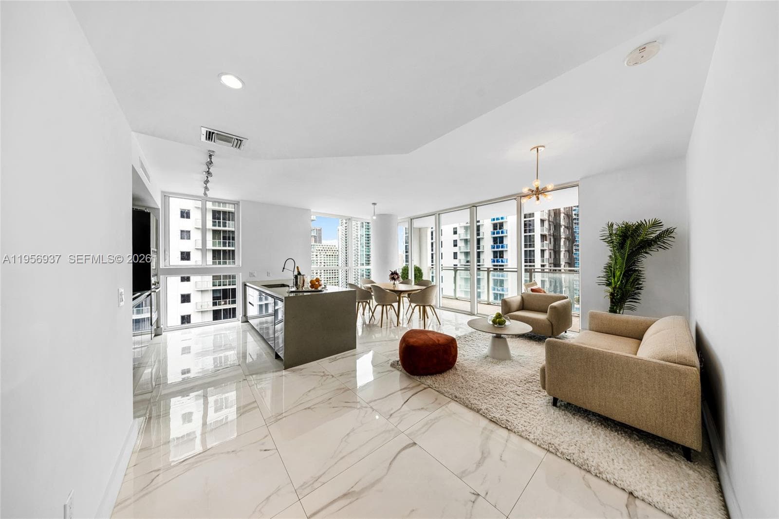 1080 Brickell Ave # 2708, Miami FL 33131