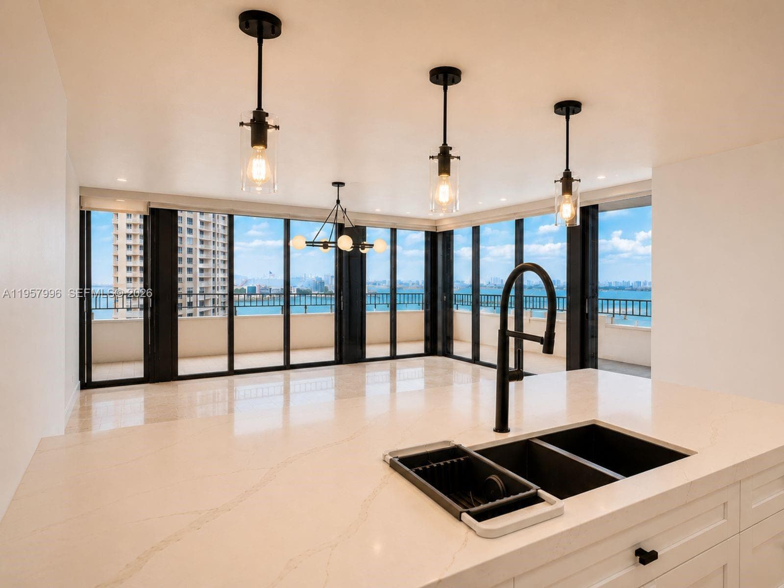 520 Brickell Key Dr # A1904, Miami FL 33131