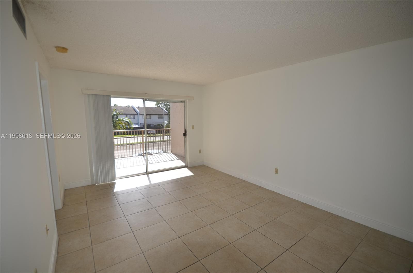 15201 SW 80th St # 207, Miami FL 33193