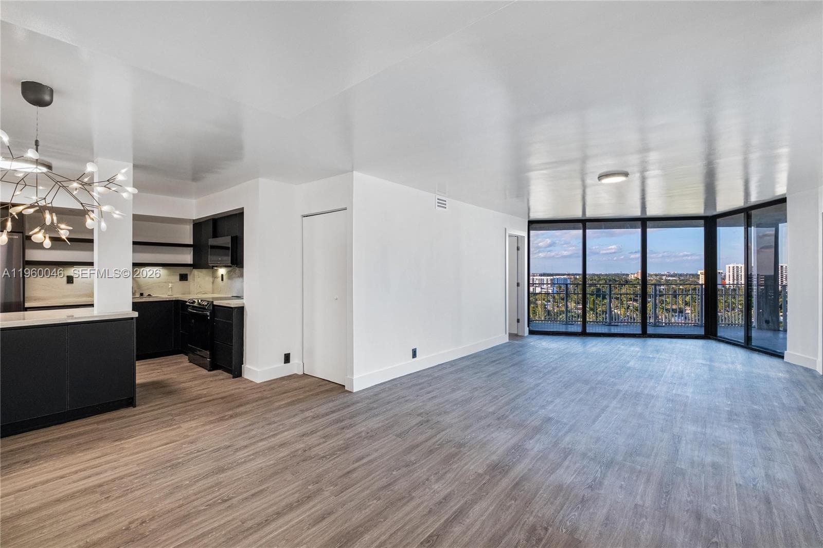 4000 Towerside Ter # 1509, Miami FL 33138