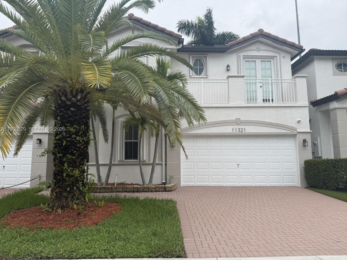 11321 NW 84th St, Doral FL 33178