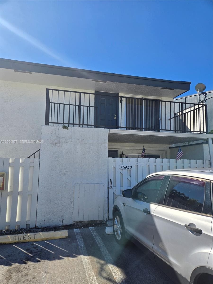 15454 SW 85th Ln # 135, Miami FL 33193