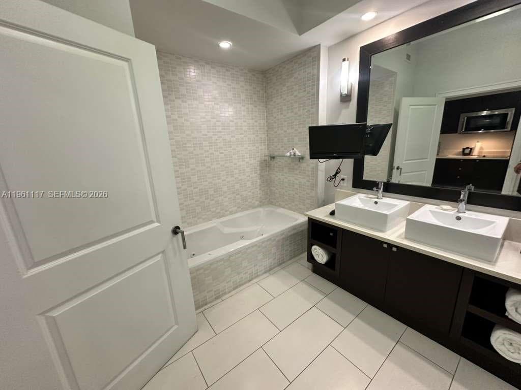 5300 NW 87th Ave # 910, Doral FL 33178