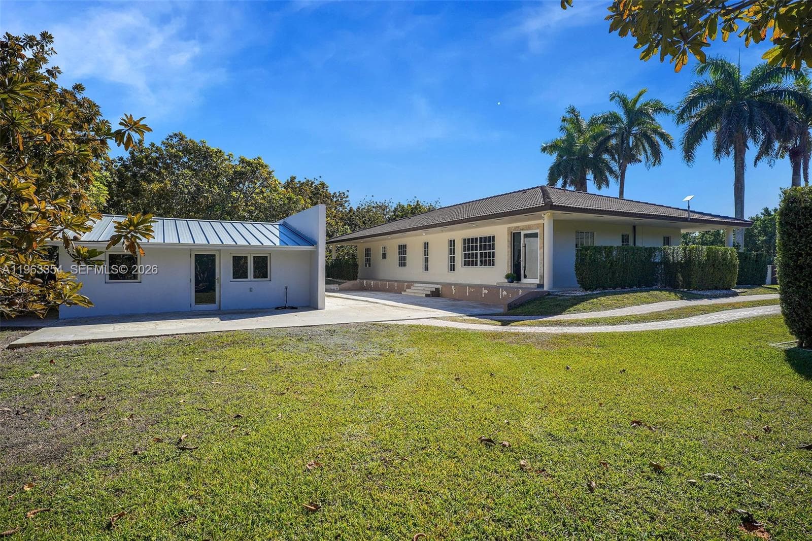 19955 SW 186th St, Miami FL 33187