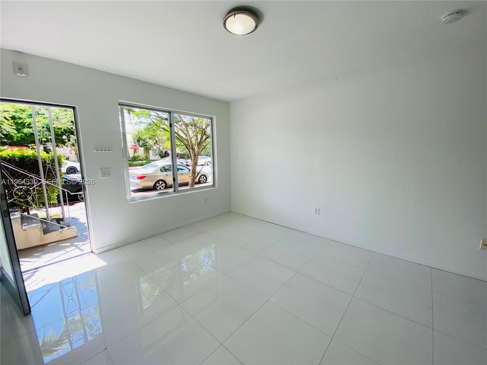 801 15th Street # 102, Miami Beach FL 33139