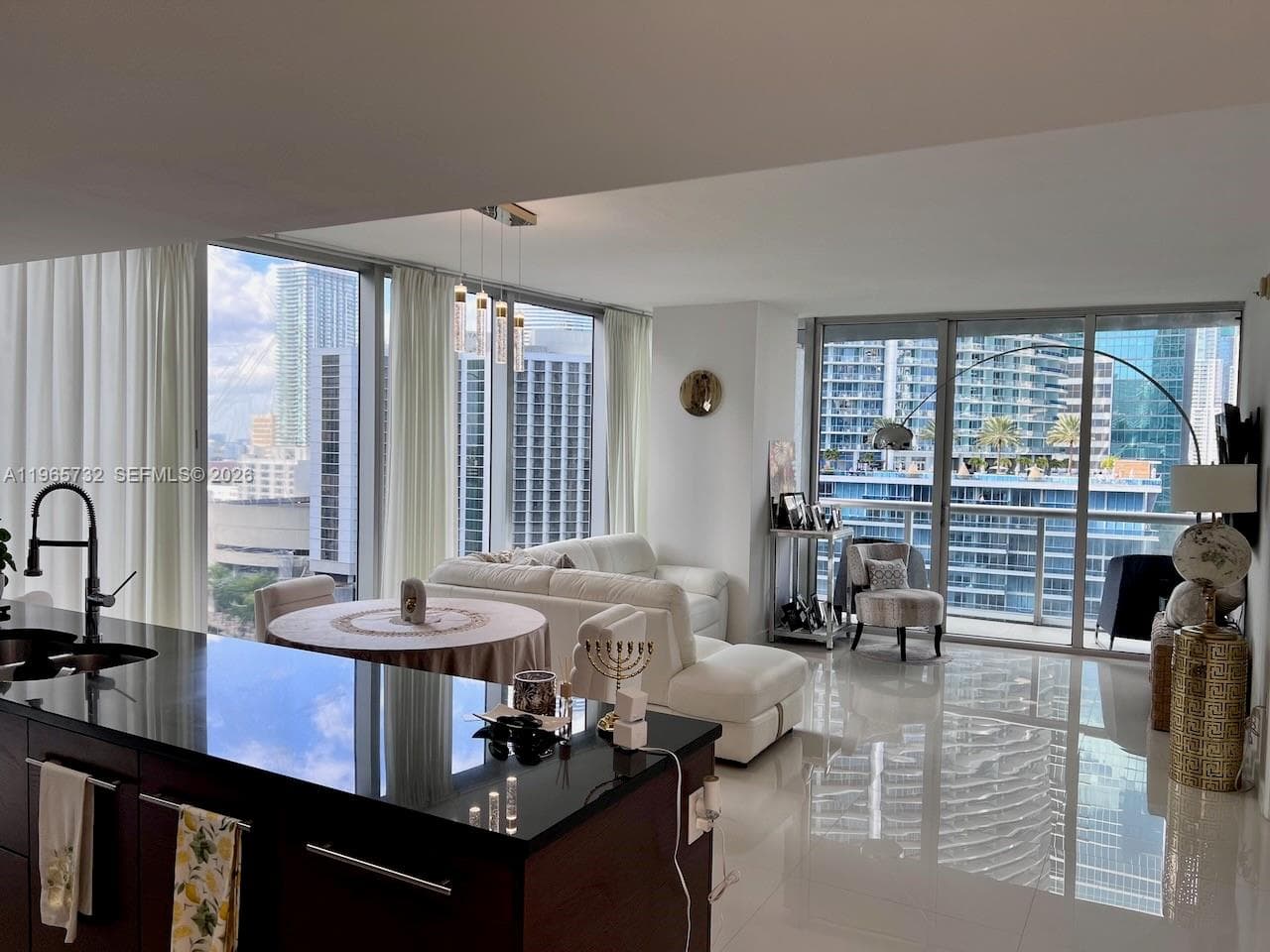 475 Brickell Ave # 1715, Miami FL 33131