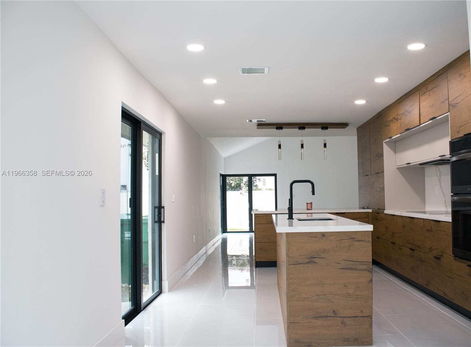 10433 SW 118th Ct, Miami FL 33186