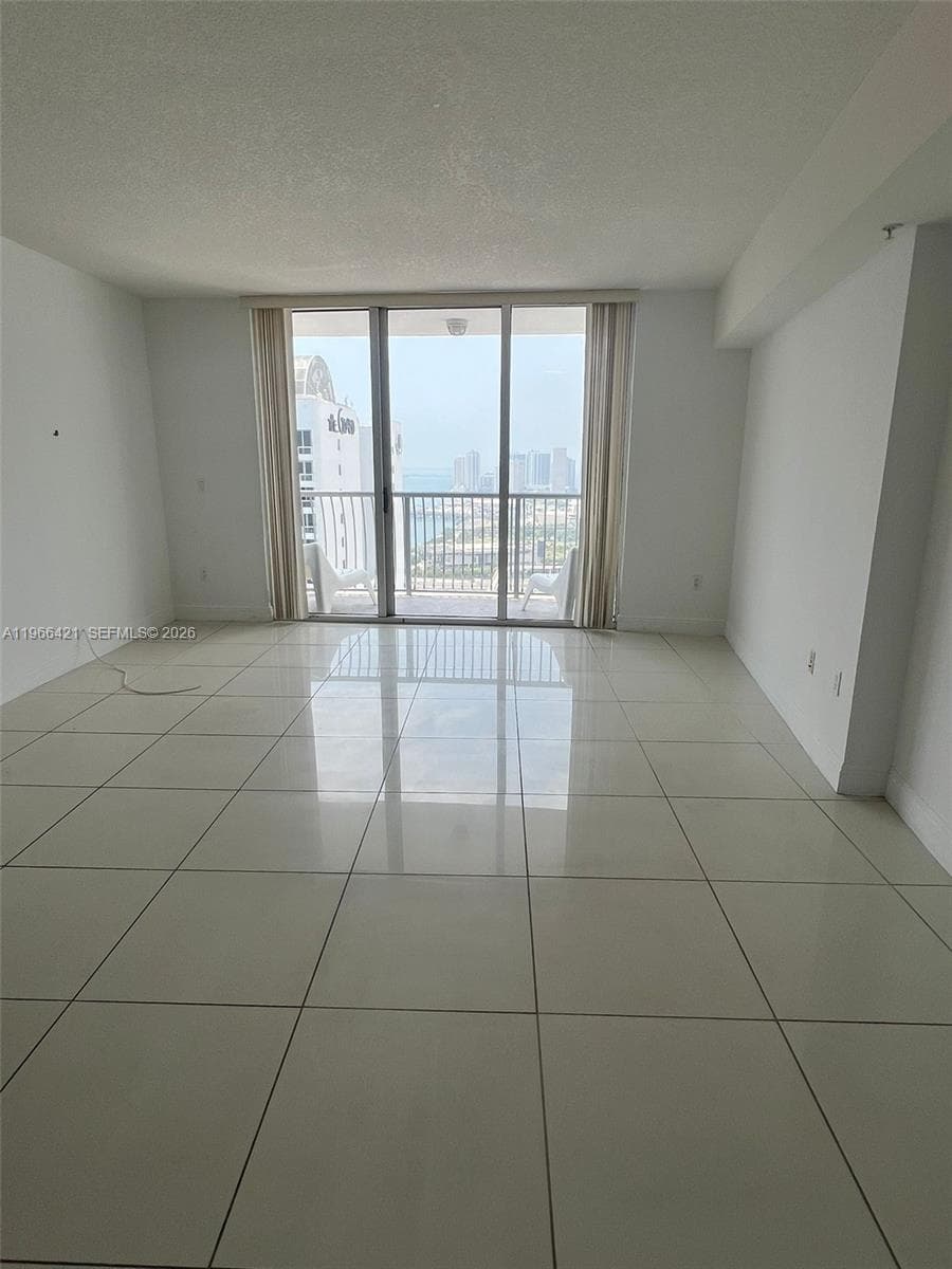 1750 N Bayshore Dr # 3808, Miami FL 33132