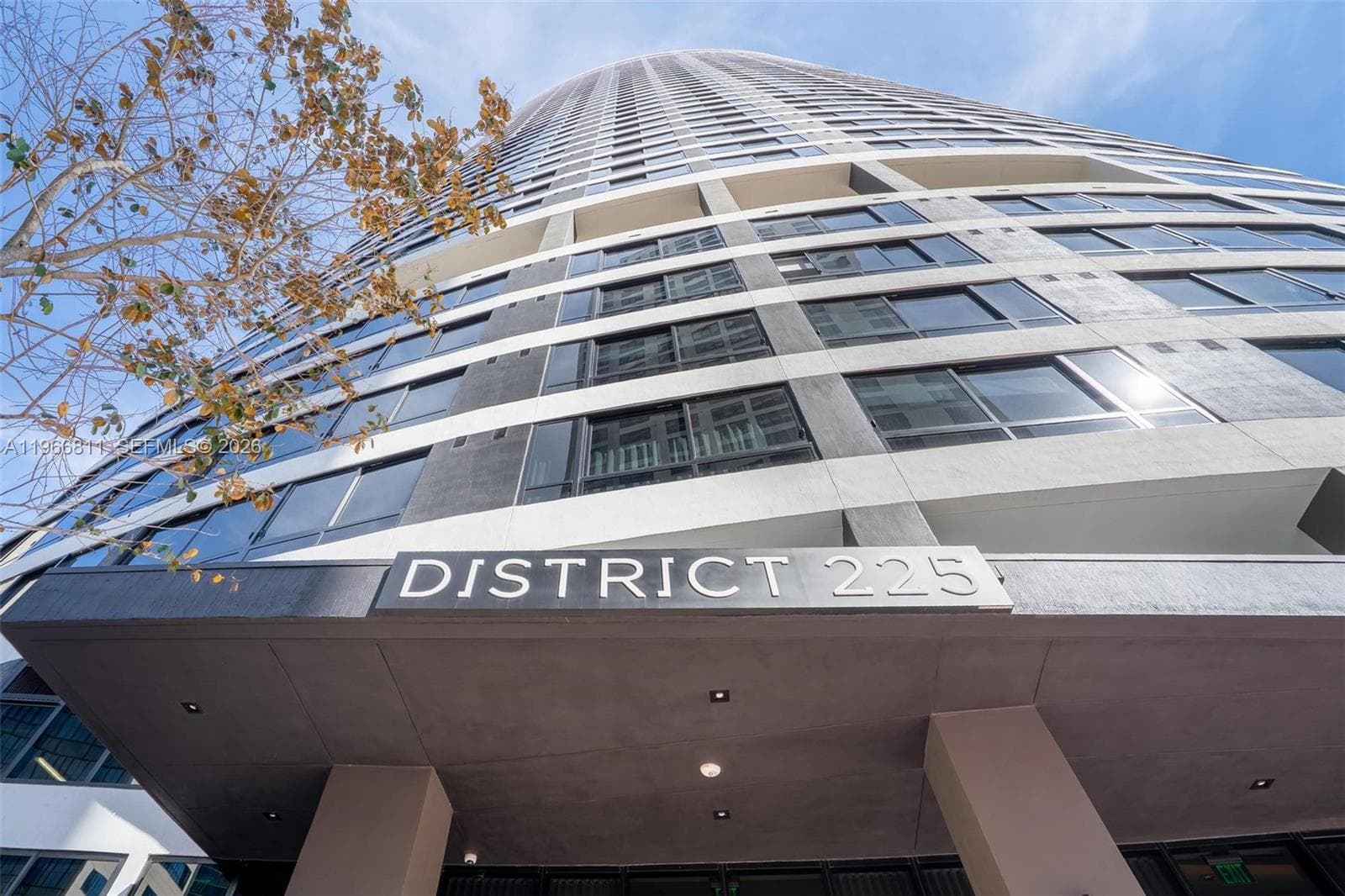 225 N Miami Ave # 3307, Miami FL 33128