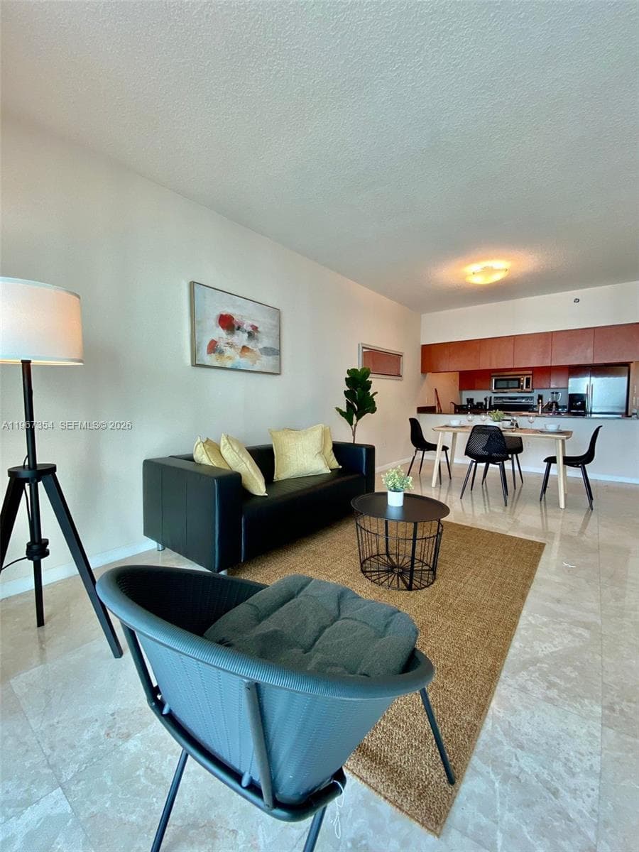 1200 Brickell Bay Dr # 4217, Miami FL 33131