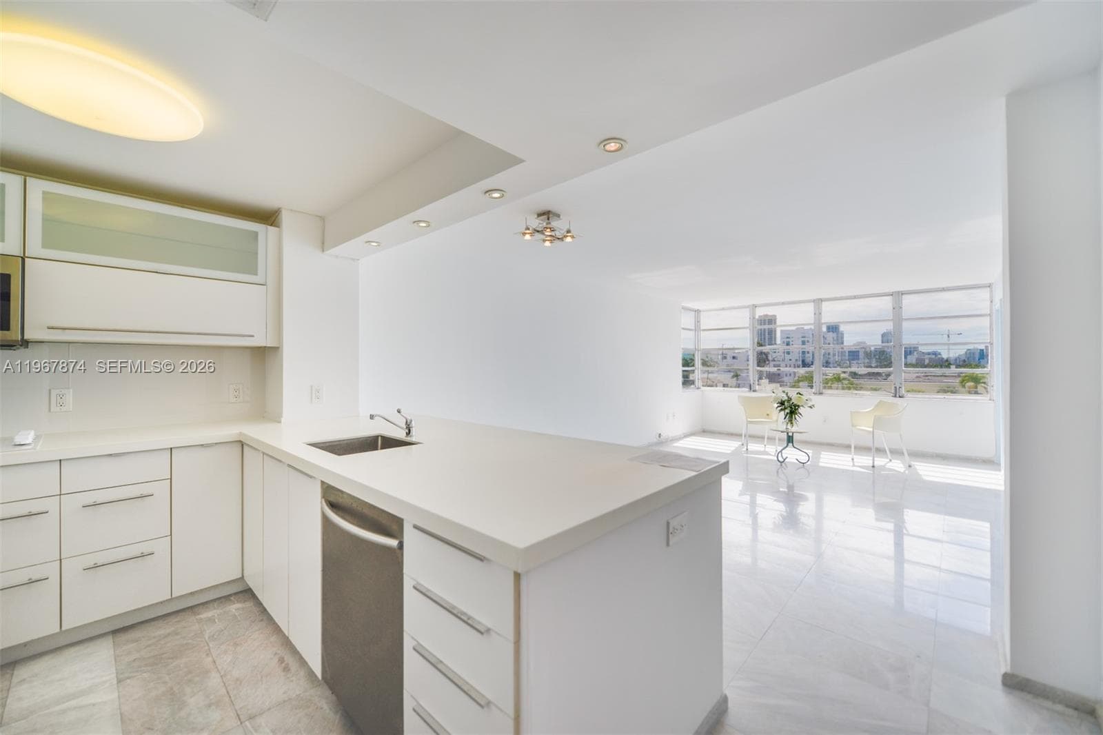 8000 Harding Ave # 4B, Miami Beach FL 33141