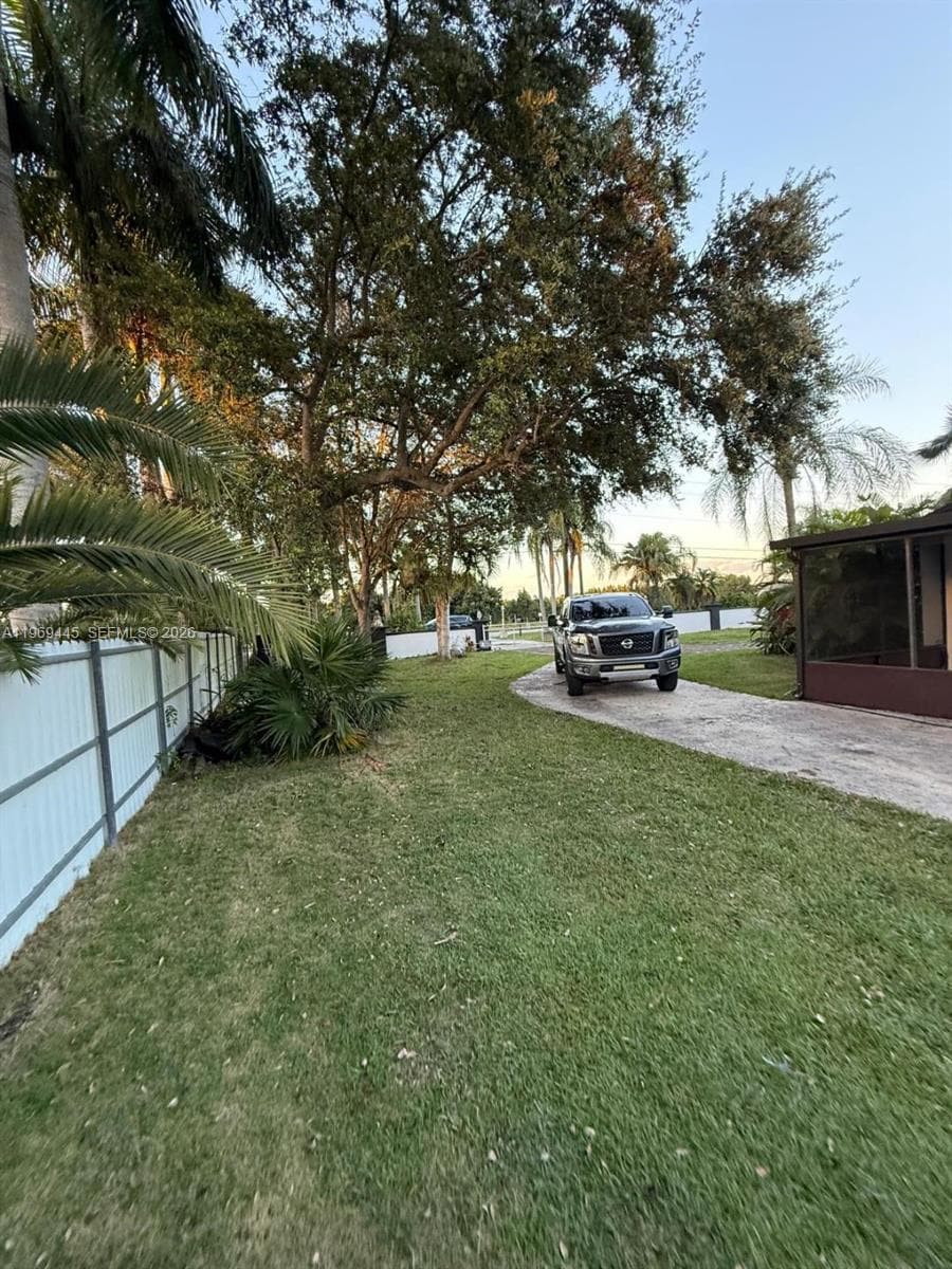 15750 SW 216th St, Miami FL 33170
