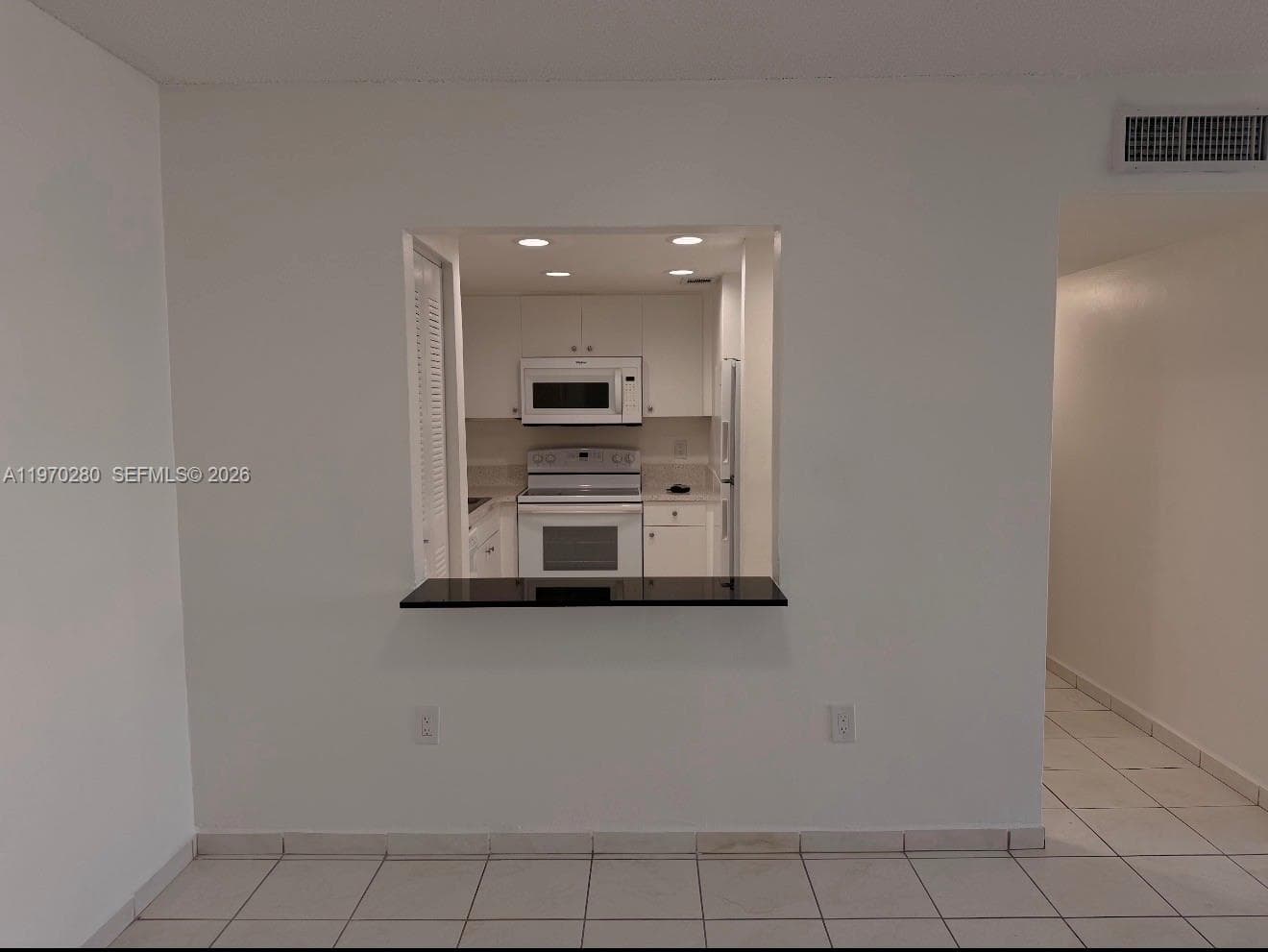 8050 NW 8th St # 1307, Miami FL 33126