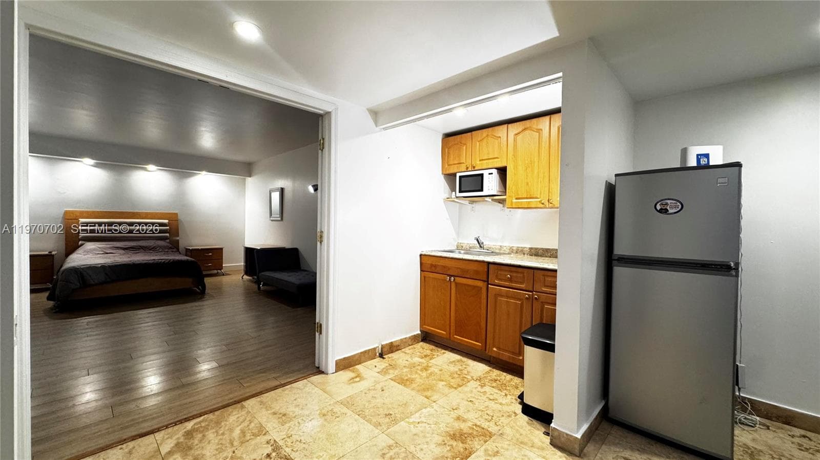 999 Brickell Bay Dr # 303, Miami FL 33131