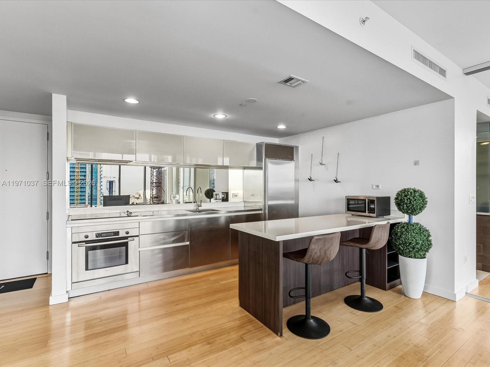 1040 Biscayne Blvd # 1107, Miami FL 33132