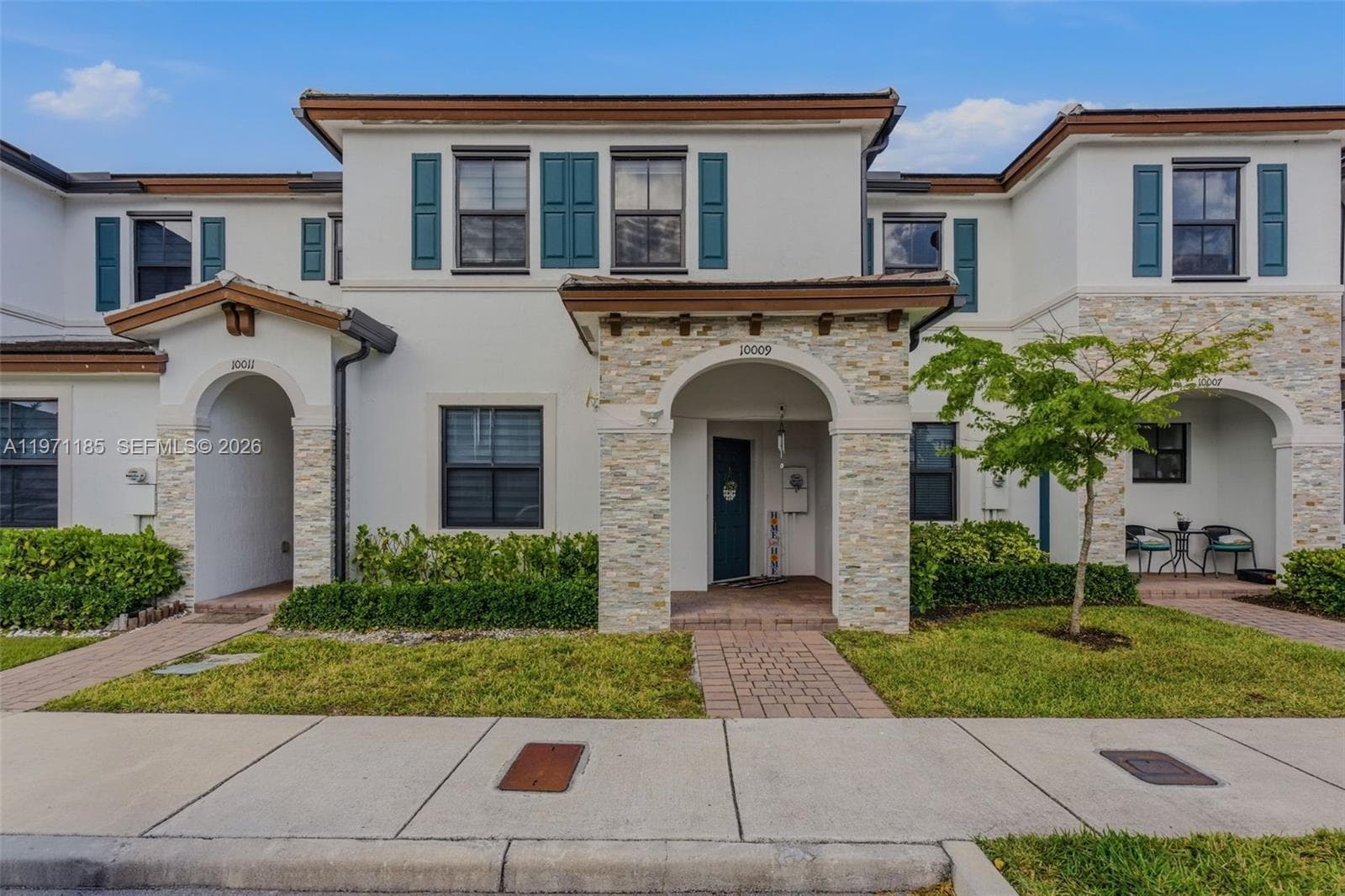 10009 SW 228th Ter, Miami FL 33190