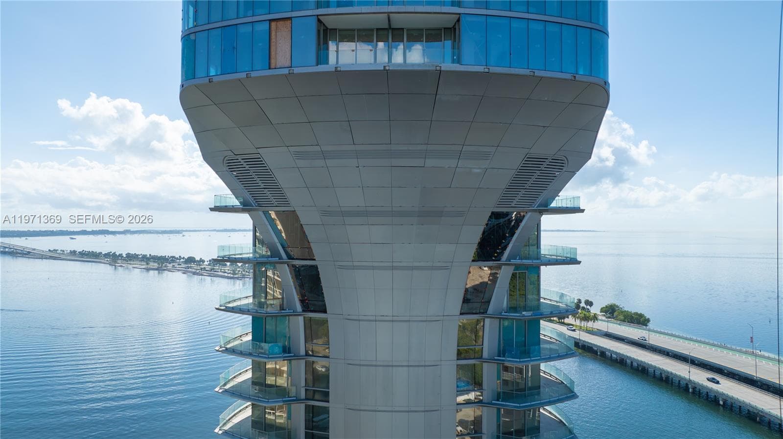 175 SE 25 Rd # 2802, Miami FL 33129