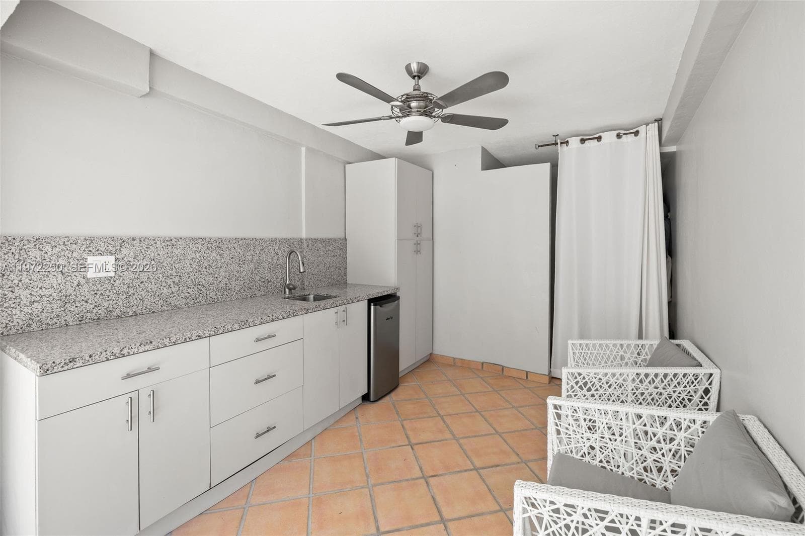 4925 Collins Ave, Miami Beach FL 33140