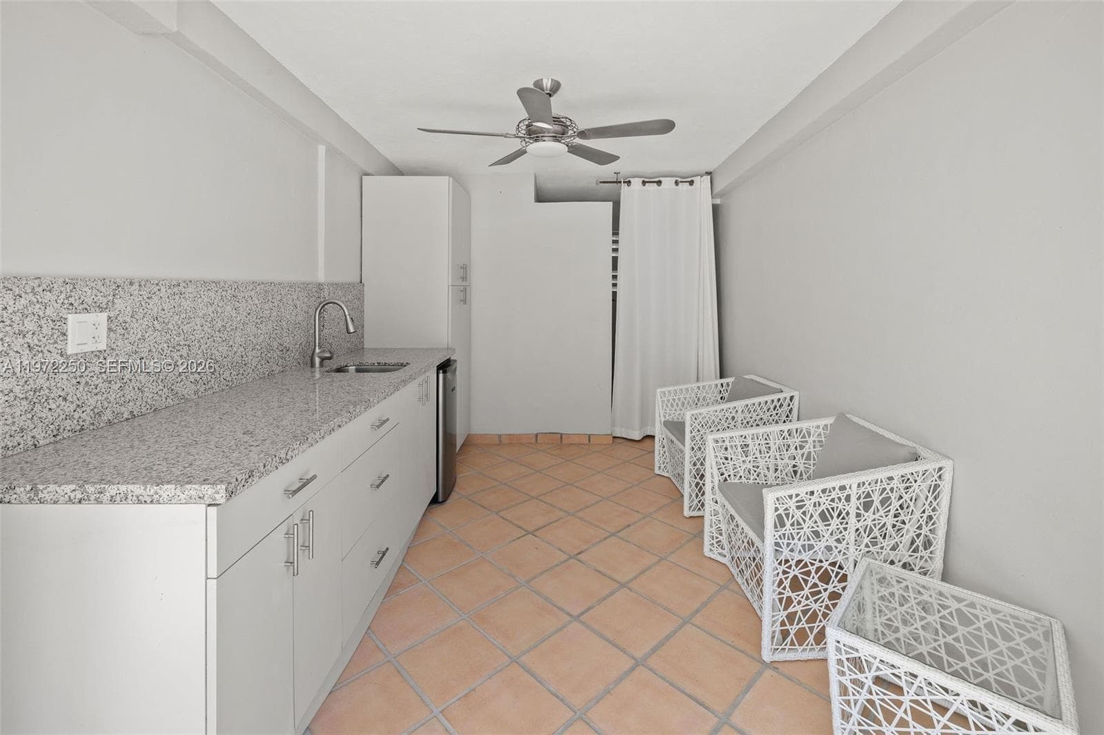 4925 Collins Ave, Miami Beach FL 33140