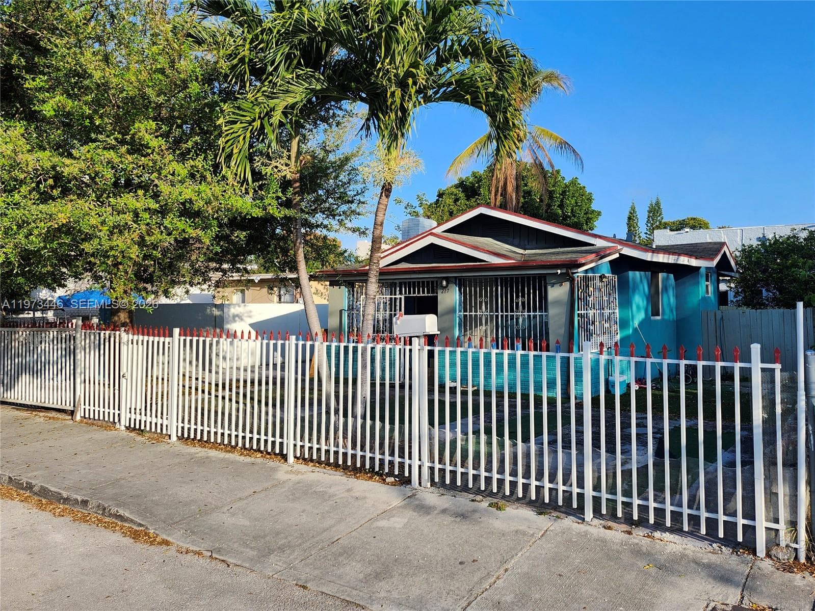227 NW 33rd St, Miami FL 33127