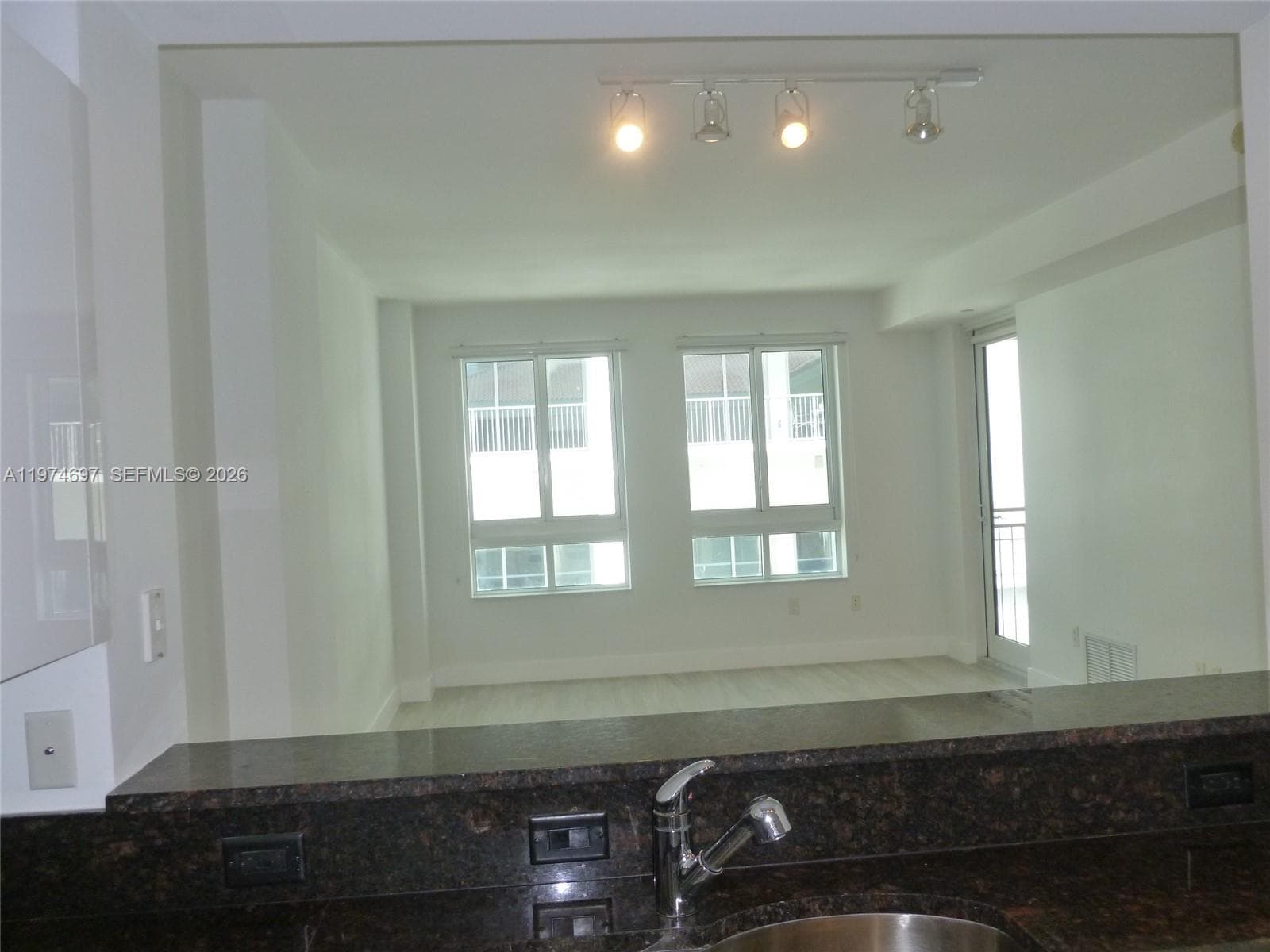 7350 SW 89th St # 807S, Miami FL 33156