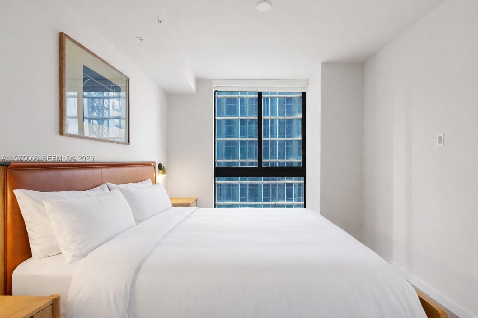 11 NE 6th St # 2104, Miami FL 33132