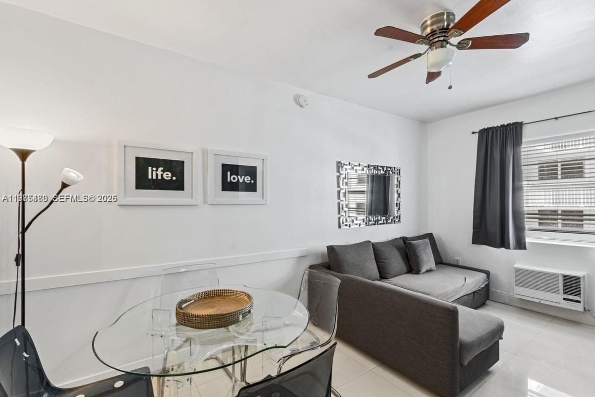 335 Ocean Dr # 310, Miami Beach FL 33139