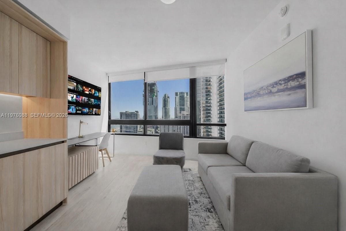 225 N Miami # 3009, Miami FL 33128