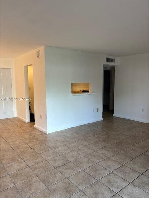 9493 SW 76th St # L4, Miami FL 33173