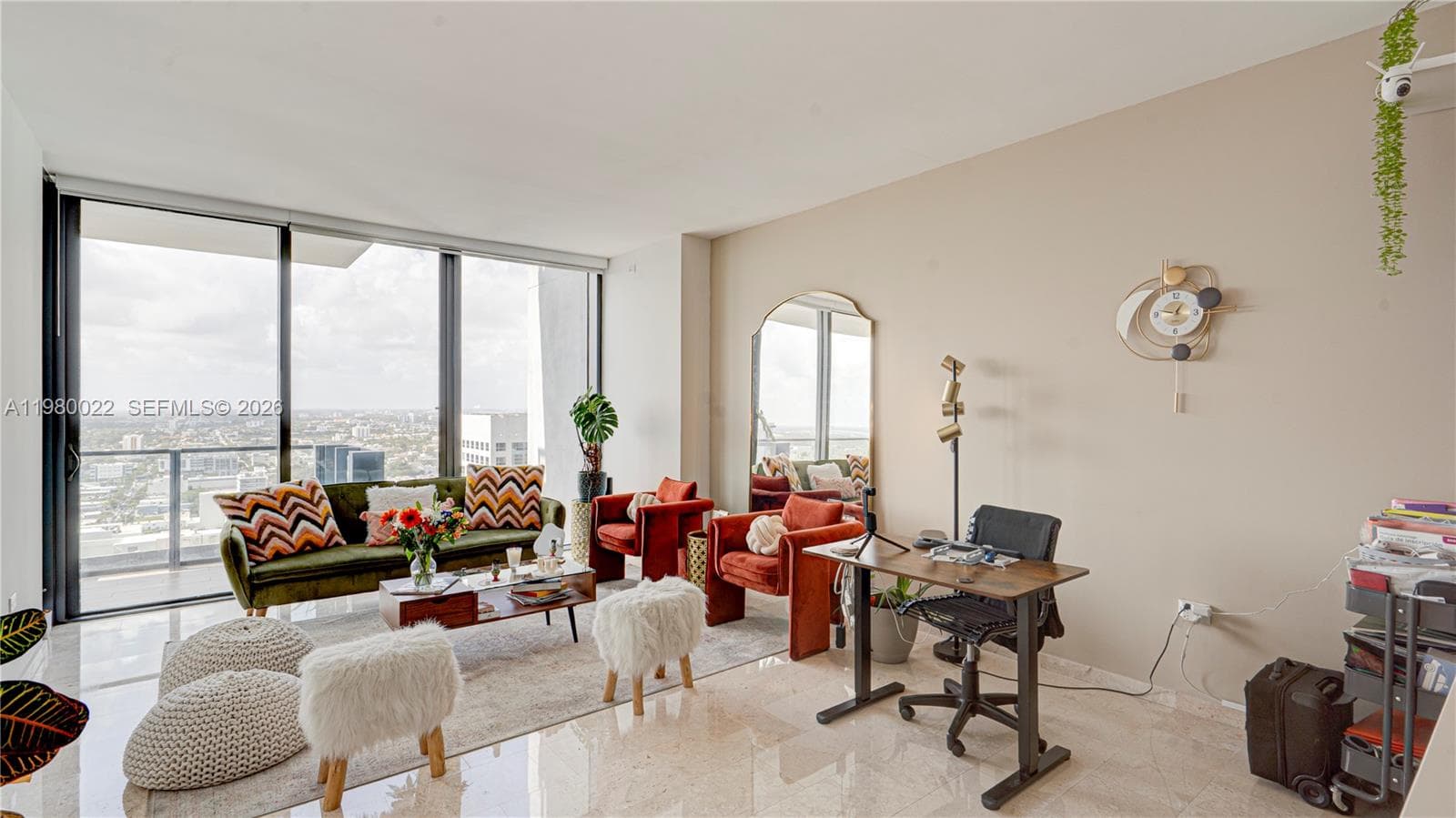 88 SW 7th St # 2706, Miami FL 33130