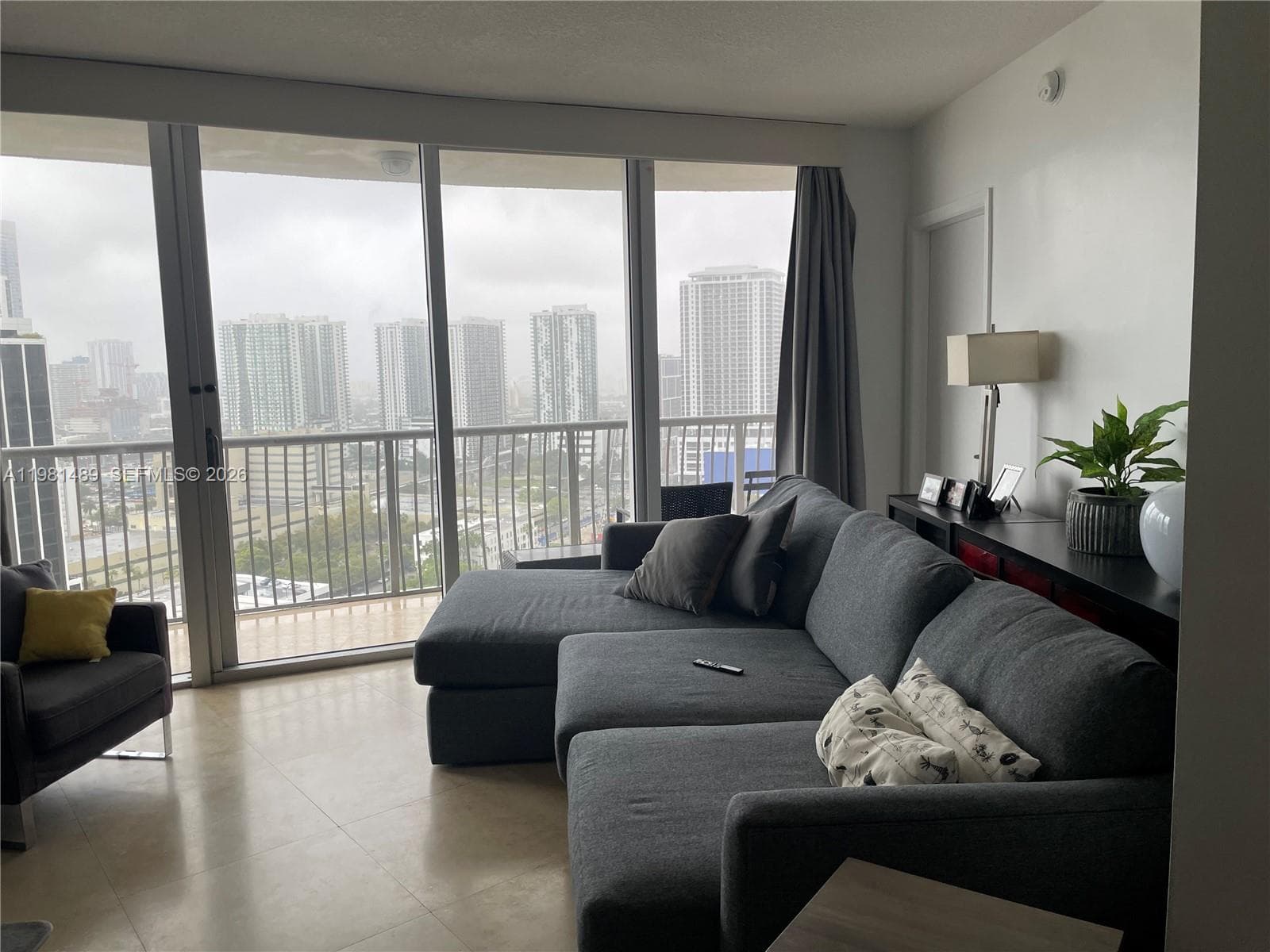 1750 N Bayshore Dr # 2814, Miami FL 33132