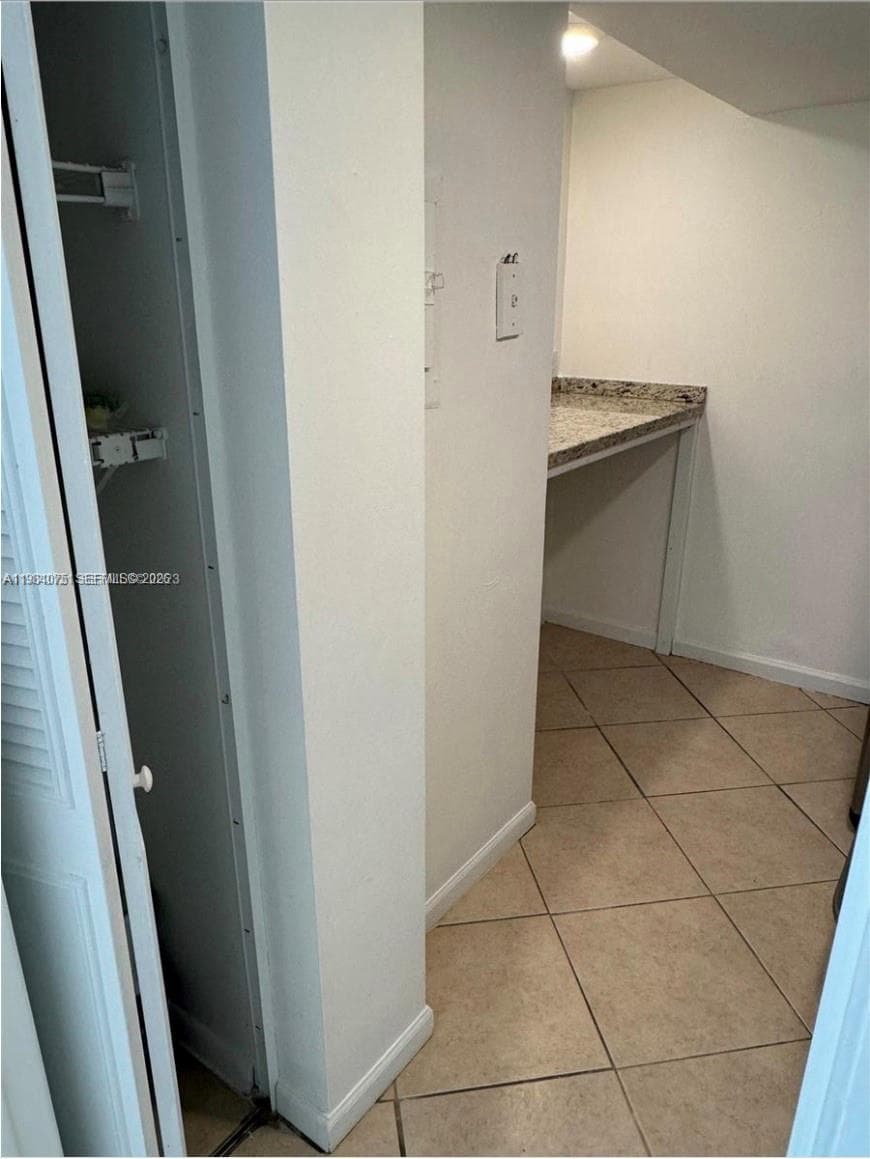 20850 San Simeon Way # 5, Miami FL 33179