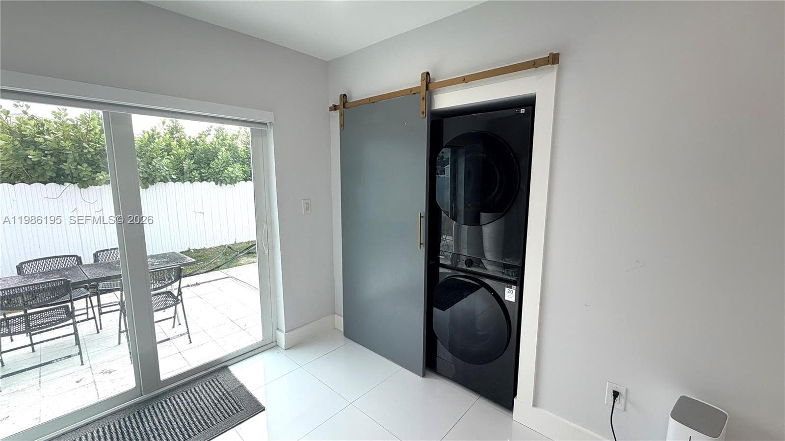 14401 Boggs Dr, Miami FL 33176